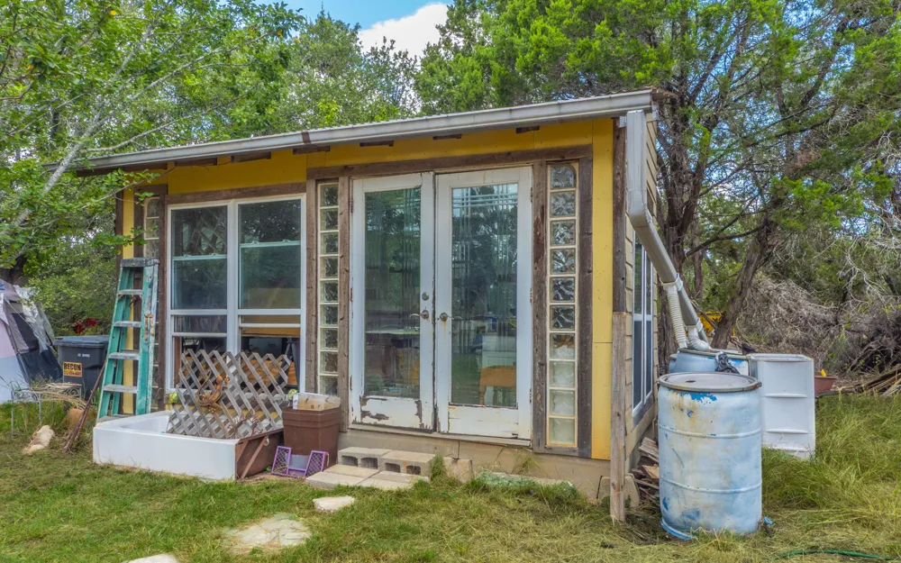 210 W Lakeshore Drive Dripping Springs, TX 78620