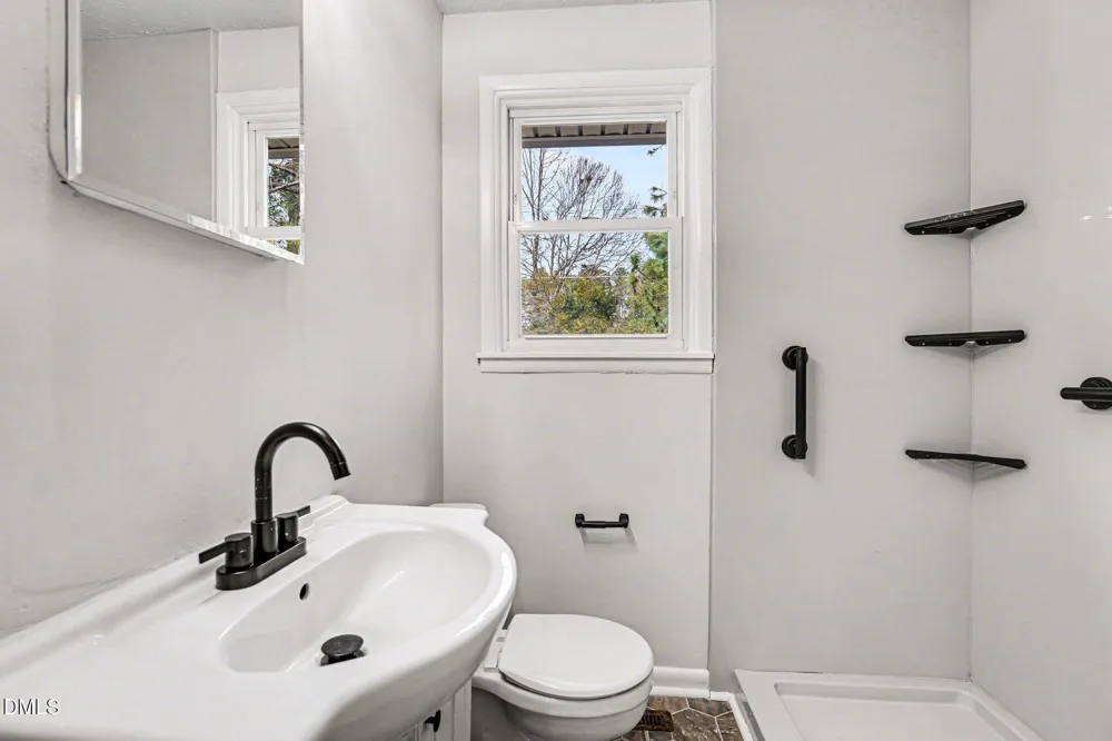 405 Quail Drive Goldsboro, NC 27534