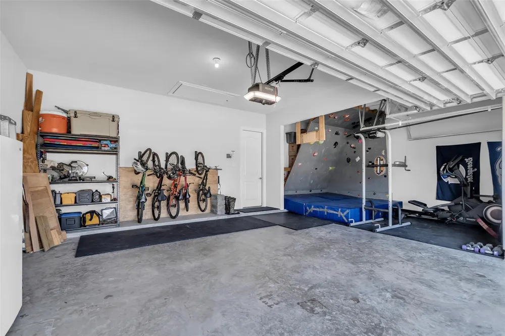 423 Round Top Street Webster, TX 77598