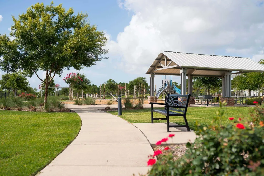423 Round Top Street Webster, TX 77598