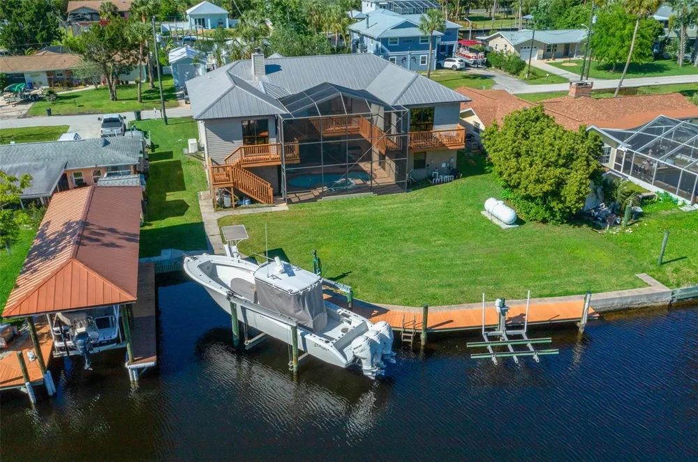 2050 NW 18TH STREET Crystal River, FL 34428