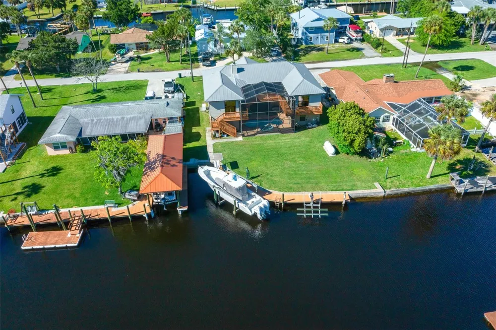 2050 NW 18TH STREET Crystal River, FL 34428