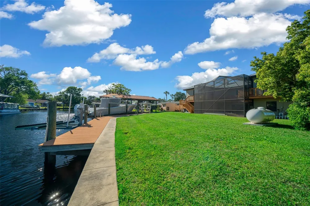 2050 NW 18TH STREET Crystal River, FL 34428