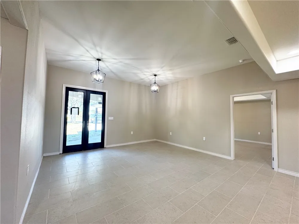 5649 Hampshire Corpus Christi, TX 78408