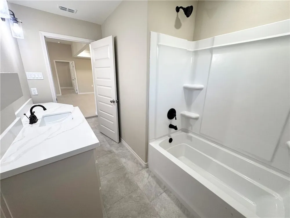 5649 Hampshire Corpus Christi, TX 78408
