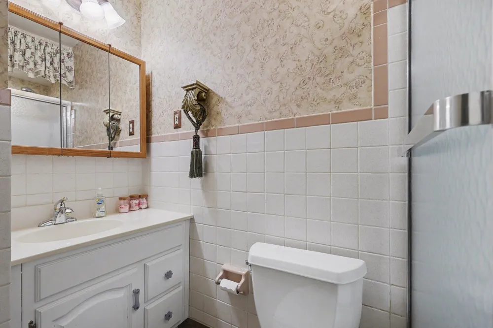 7128 Lazy Lane Harsens Island, MI 48028