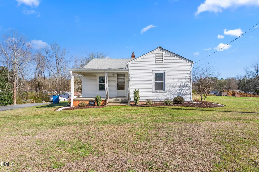 2221 Gerringer Mill Road Elon, NC 27244