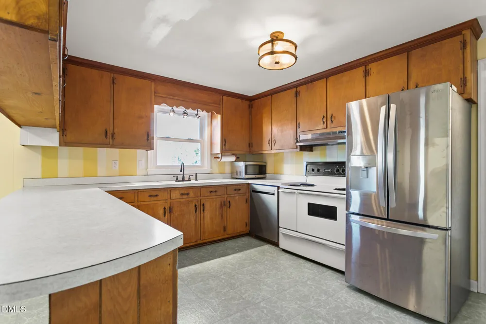 2221 Gerringer Mill Road Elon, NC 27244