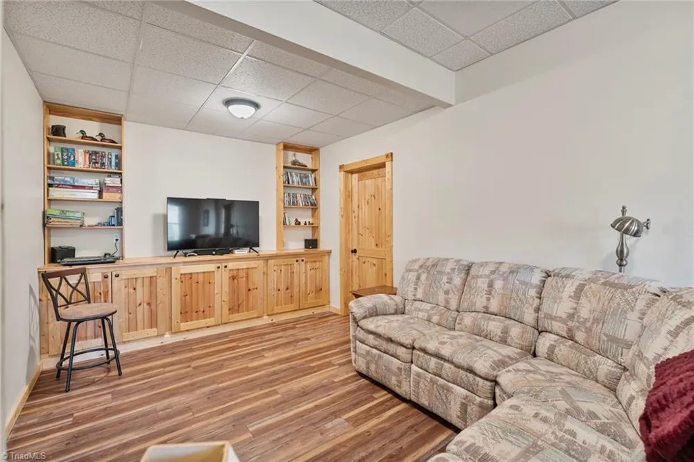 490 Blue Heron Lane Wilkesboro, NC 28697