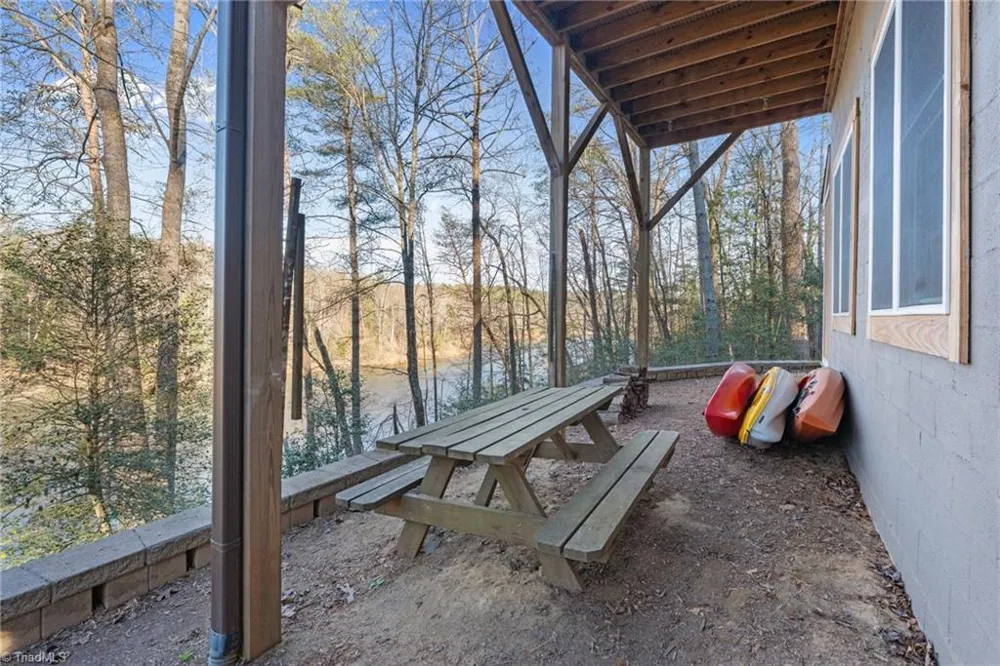 490 Blue Heron Lane Wilkesboro, NC 28697