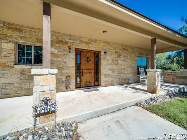 6472 Bluntzer Rd Jourdanton, TX 78026