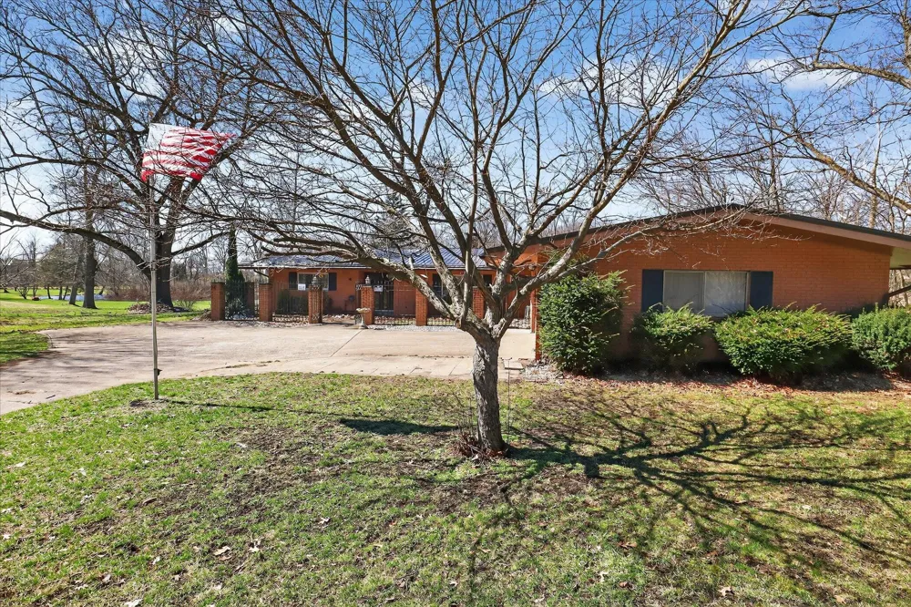 70506 Sunrise Drive Ontwa Township, MI 49112