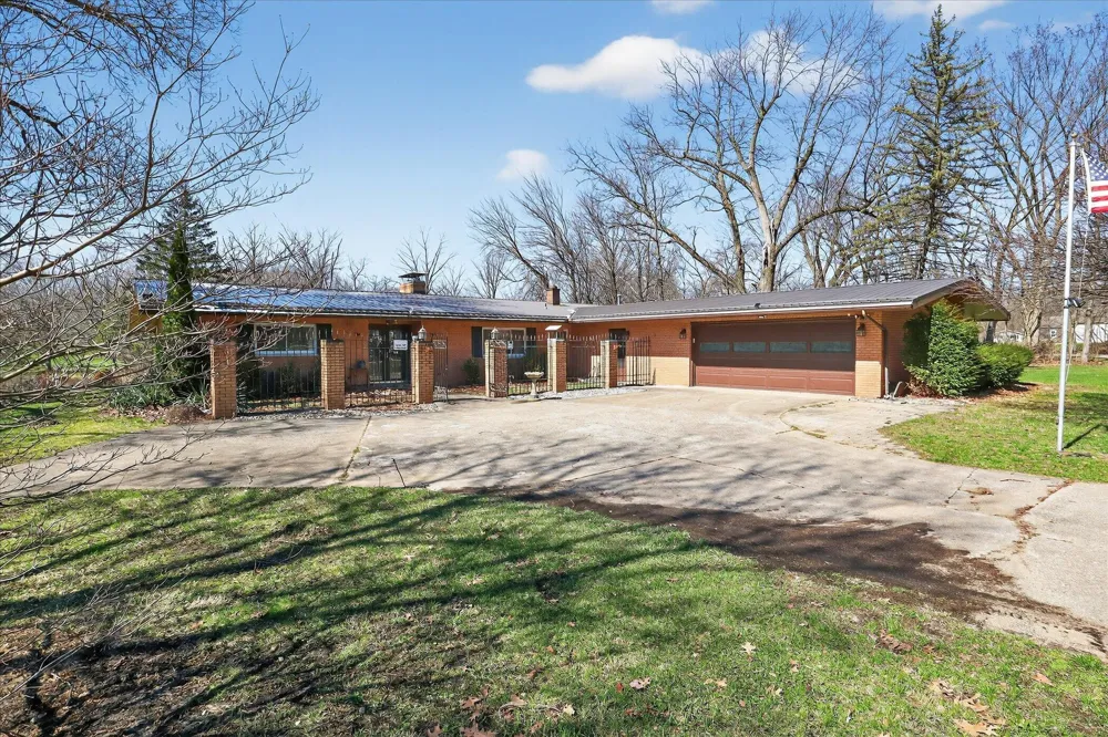 70506 Sunrise Drive Ontwa Township, MI 49112