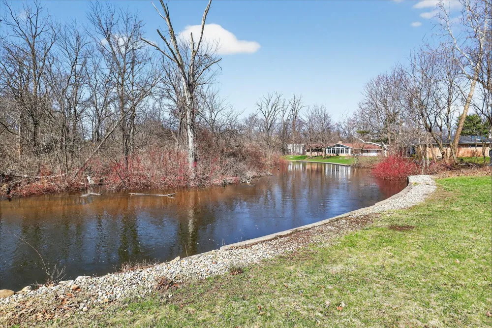 70506 Sunrise Drive Ontwa Township, MI 49112