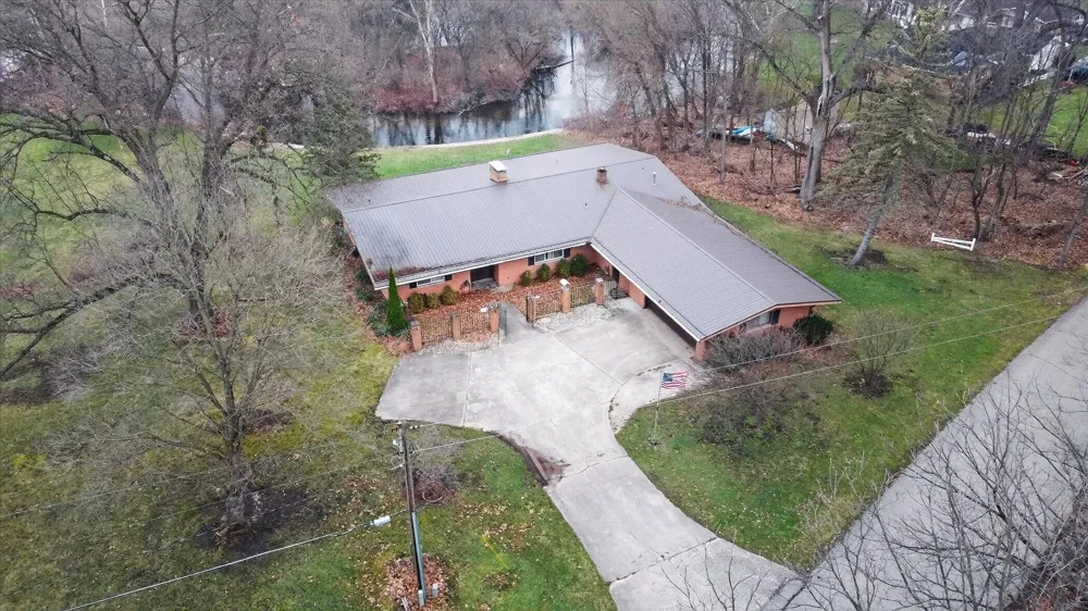 70506 Sunrise Drive Ontwa Township, MI 49112