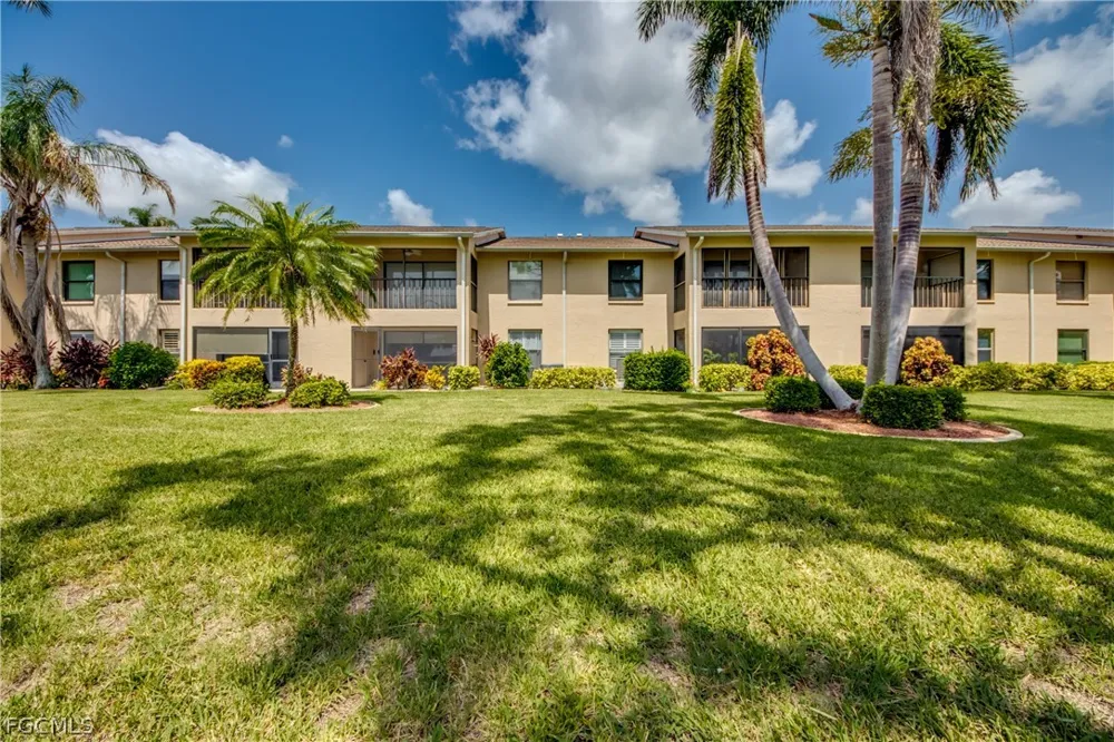 Moonraker Court #304 North Fort Myers, FL 33917