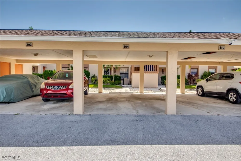 Moonraker Court #304 North Fort Myers, FL 33917