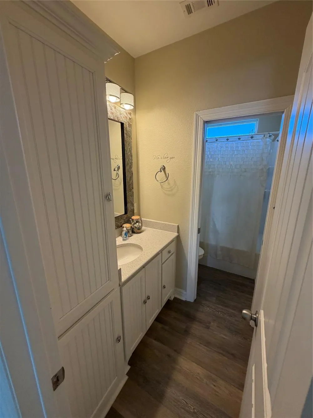 926 Surfside Drive Crystal Beach, TX 77650