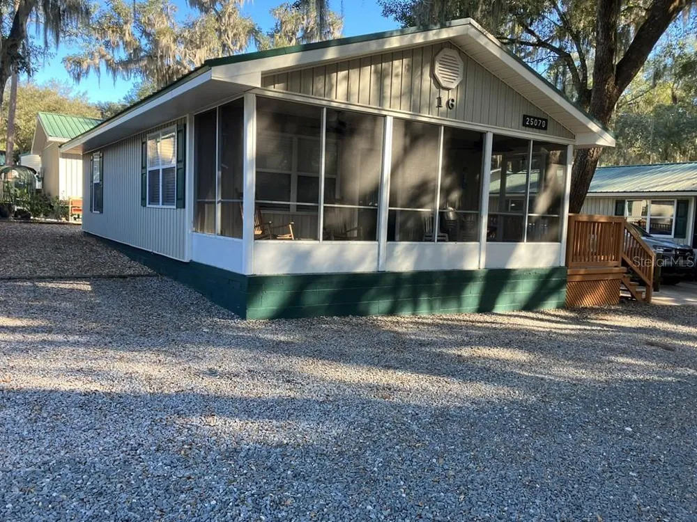 25079 NE 140TH LOOP Salt Springs, FL 32134