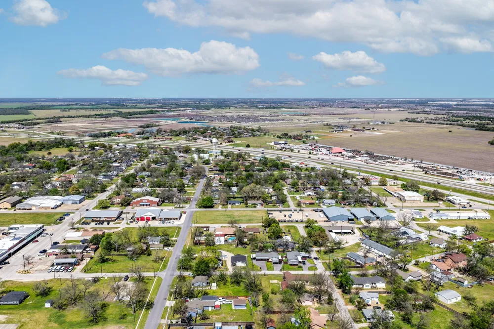 201 S 4th Street Crandall, TX 75114