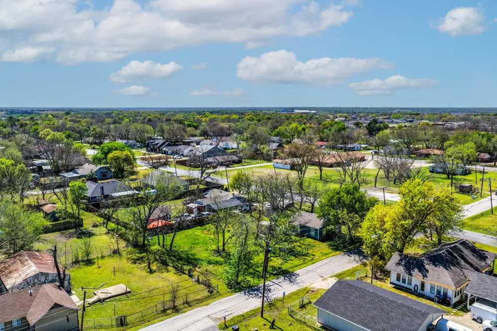 201 S 4th Street Crandall, TX 75114