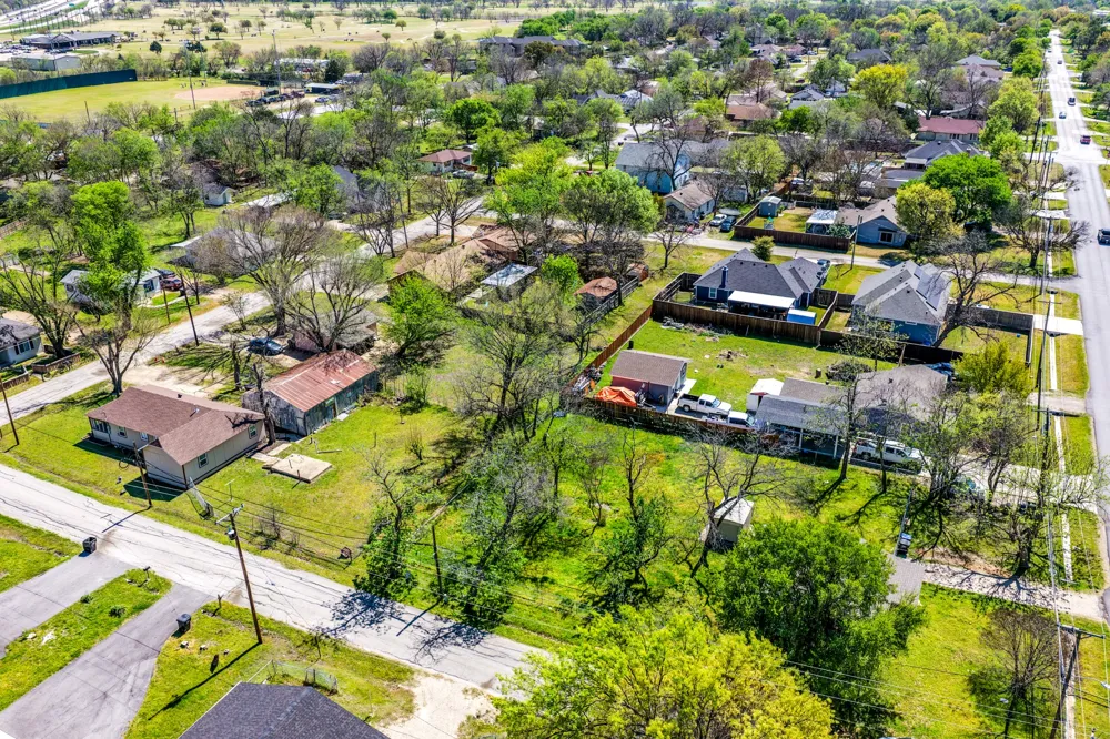 201 S 4th Street Crandall, TX 75114