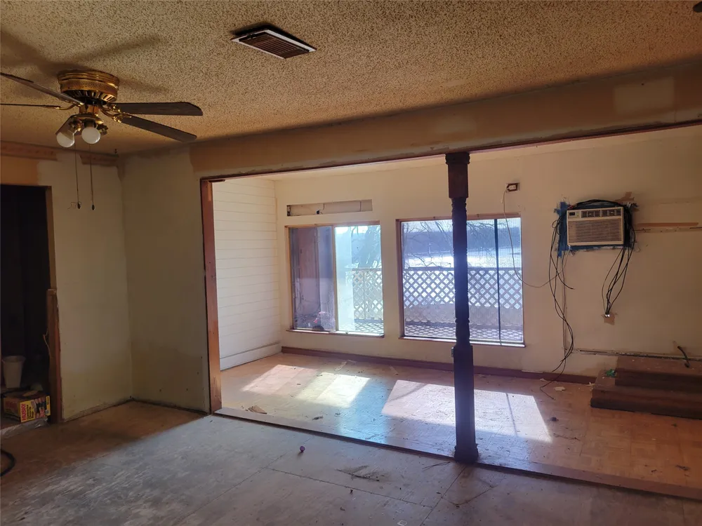 2371 Live Oak Drive May, TX 76857