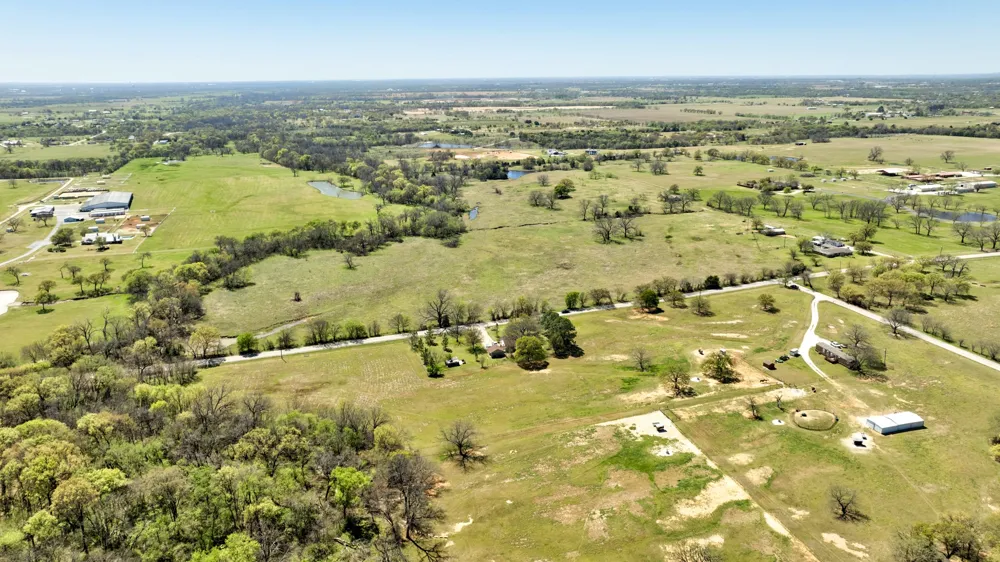12592 Friendship Road Pilot Point, TX 76258