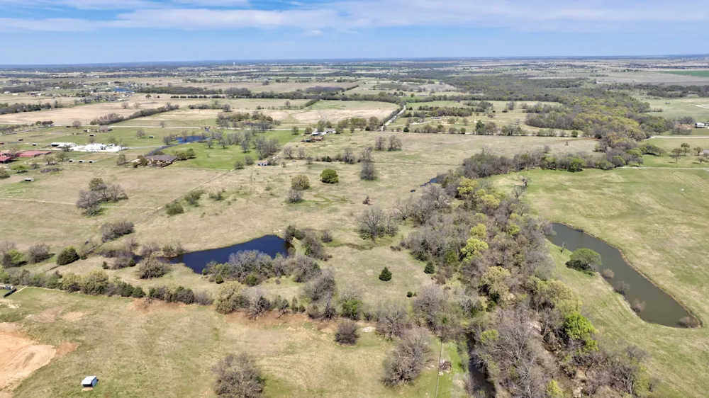 12592 Friendship Road Pilot Point, TX 76258