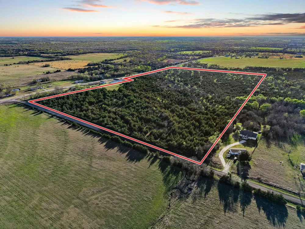 County Road 4617 Wolfe City, TX 75496
