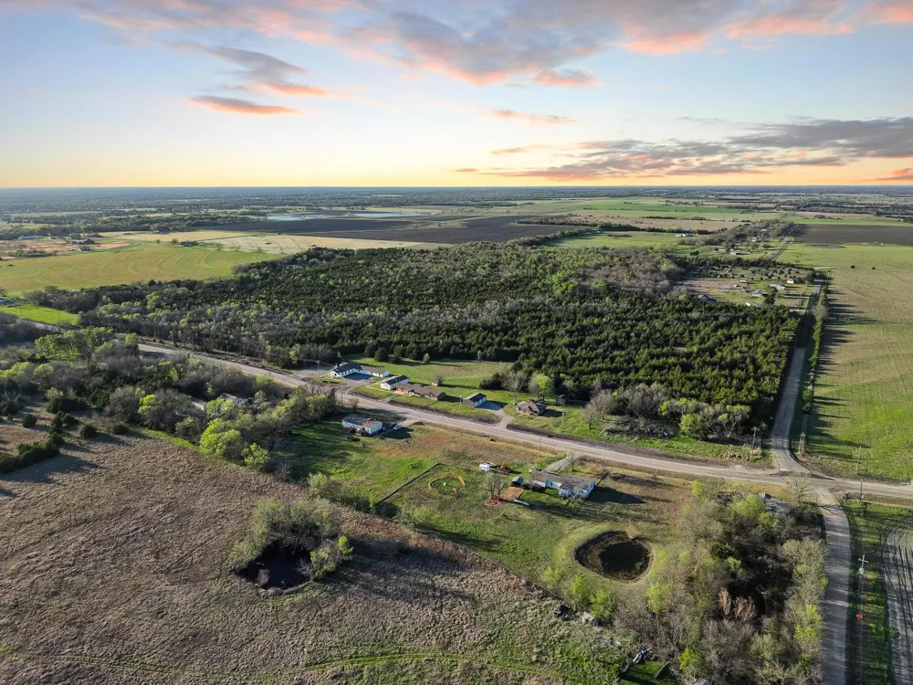 County Road 4617 Wolfe City, TX 75496