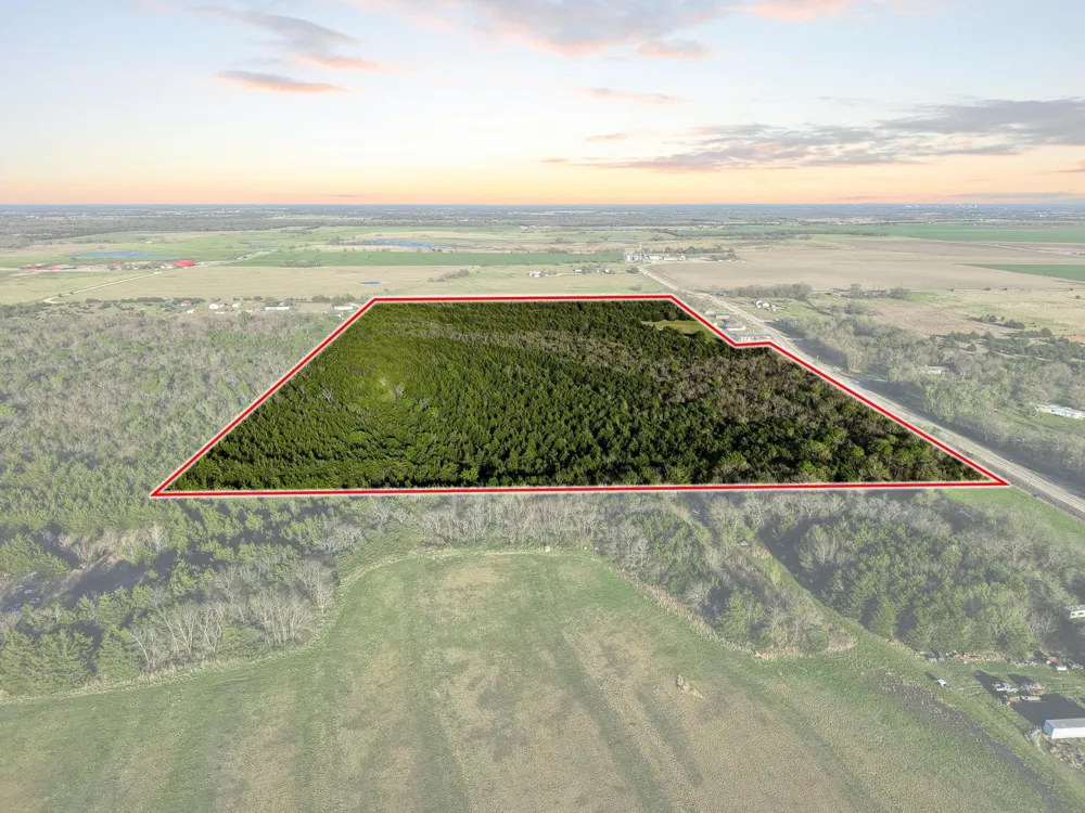 County Road 4617 Wolfe City, TX 75496