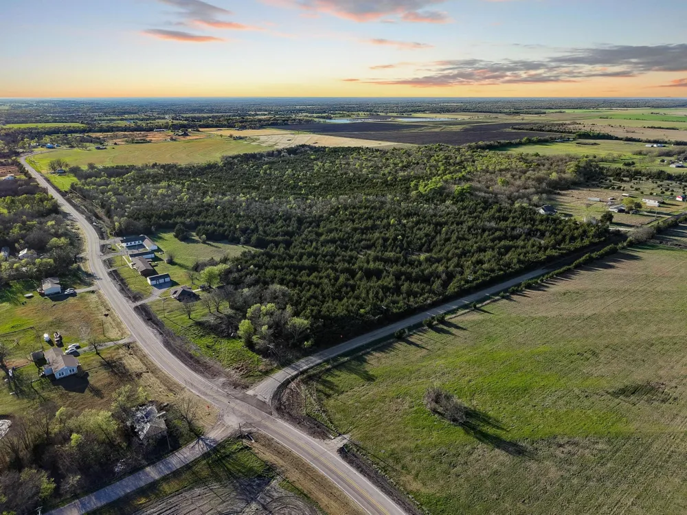 County Road 4617 Wolfe City, TX 75496