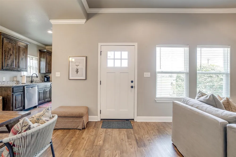 2700 James Granbury, TX 76049
