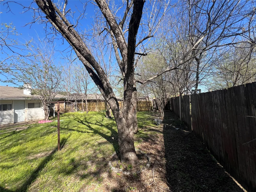 6036 Harrison Way Watauga, TX 76148