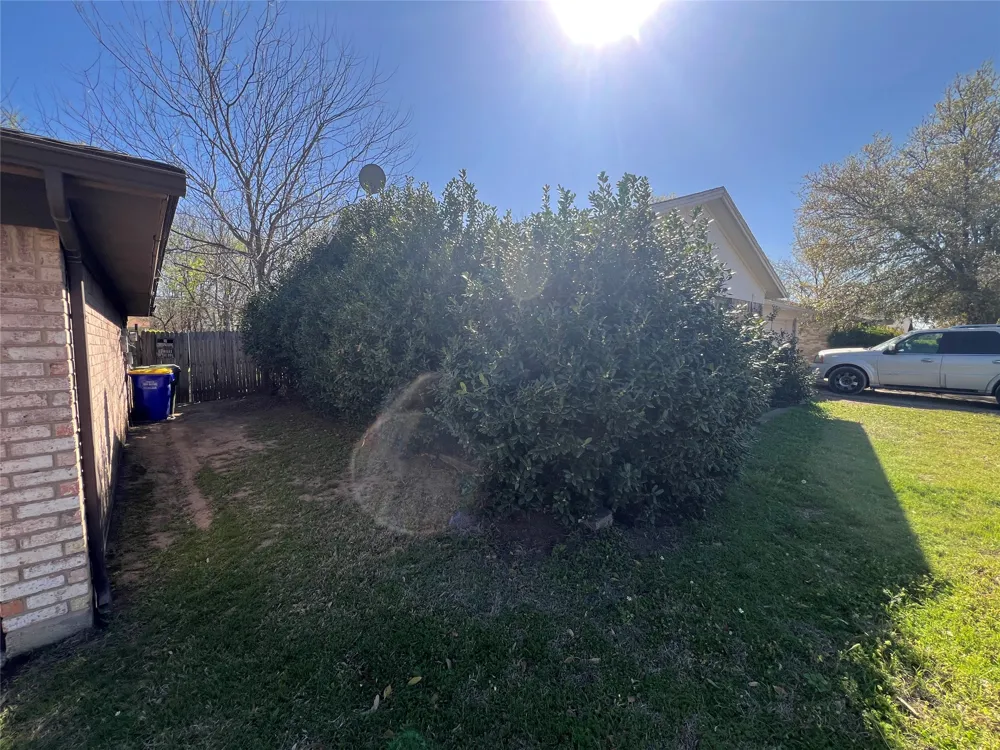 6036 Harrison Way Watauga, TX 76148