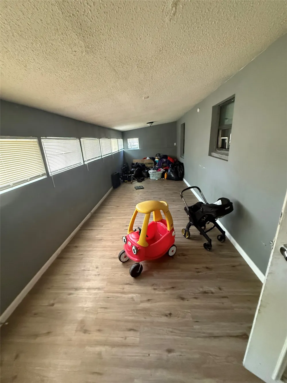 6036 Harrison Way Watauga, TX 76148