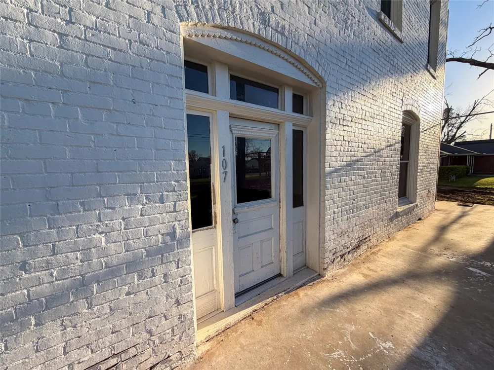 107 E Stone Street #B Collinsville, TX 76233