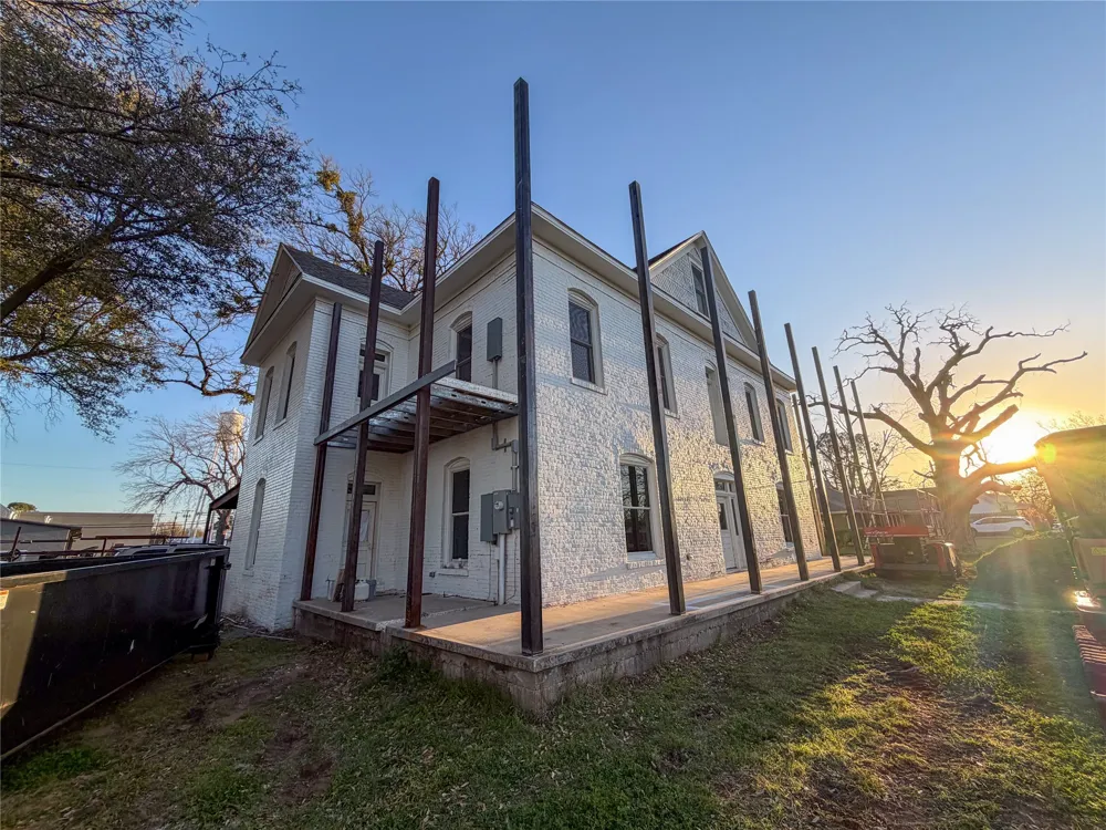 107 E Stone Street #B Collinsville, TX 76233