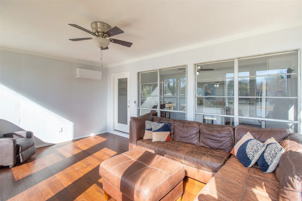 117 Joy Lane Gun Barrel City, TX 75156