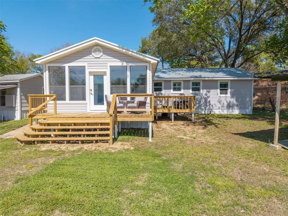 117 Joy Lane Gun Barrel City, TX 75156