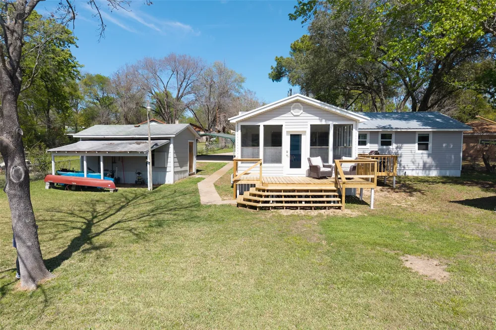 117 Joy Lane Gun Barrel City, TX 75156