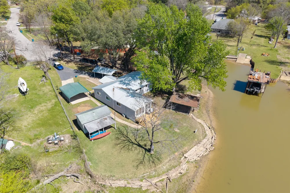 117 Joy Lane Gun Barrel City, TX 75156