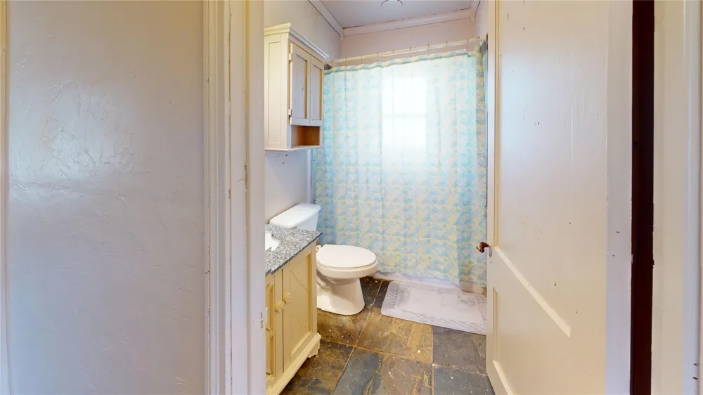 1202 Grant Brady, TX 76825