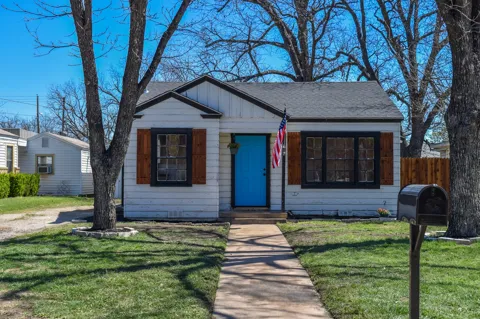 1202 Grant