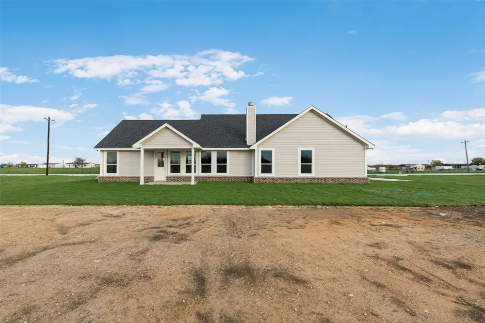 1230 County Road 200 Valley View, TX 76272