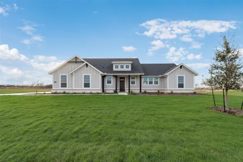 1230 County Road 200
