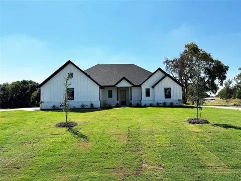 1098 Silver Sage Trail
