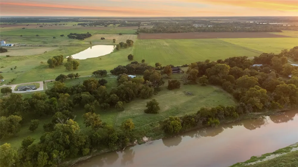 Horseshoe Bend Road Waco, TX 76708