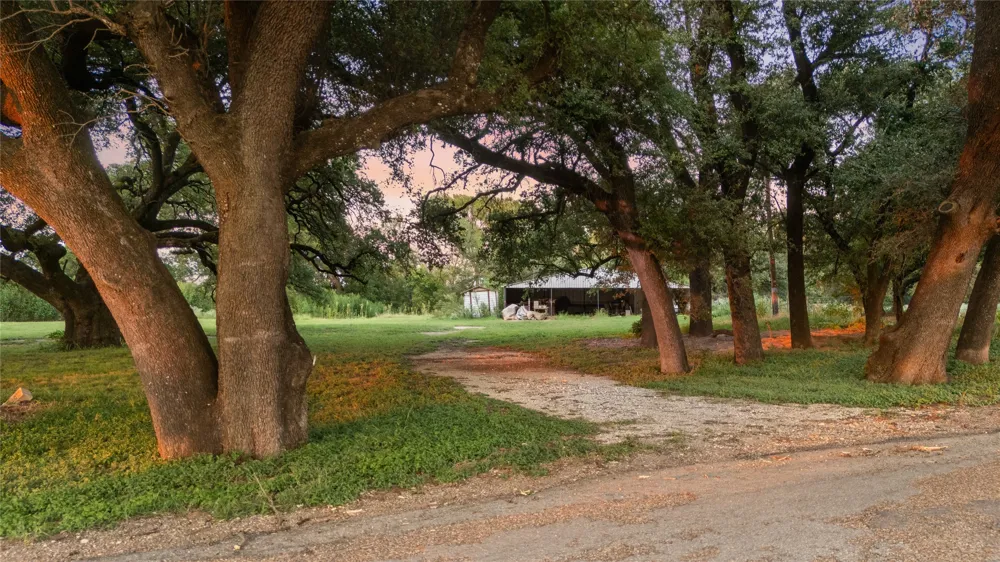Horseshoe Bend Road Waco, TX 76708